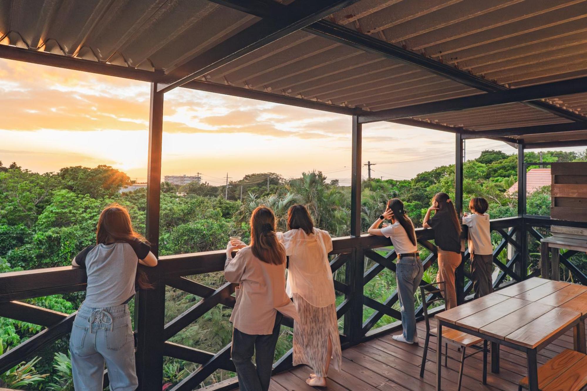 Mambo Hostel Okinawa 本部 外观 照片